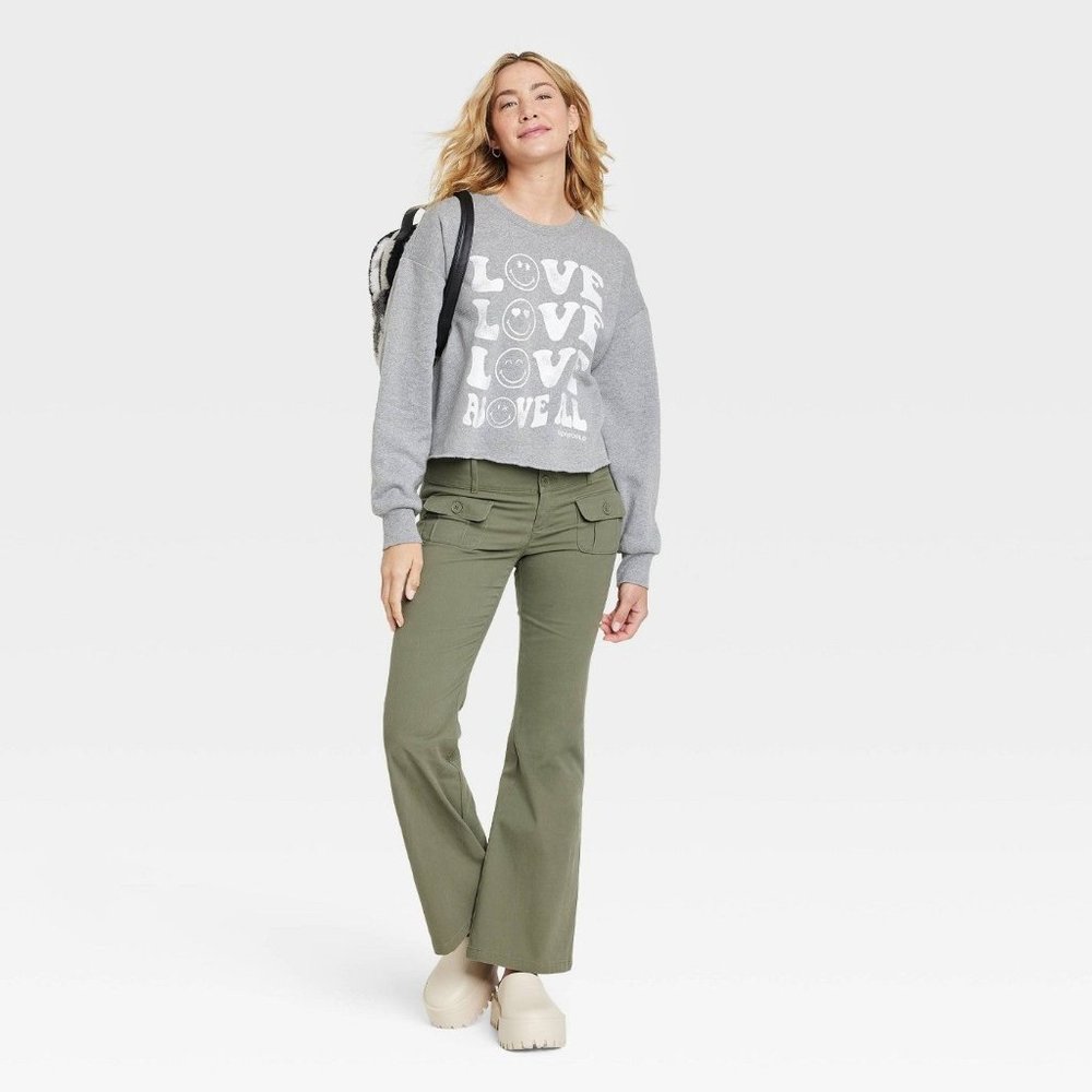 Women's SmileyWorld Love Above All Graphic Sweatshirt Gray Small